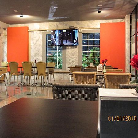 Hotel Peninsula Mangga Besar Jakarta Ngoại thất bức ảnh