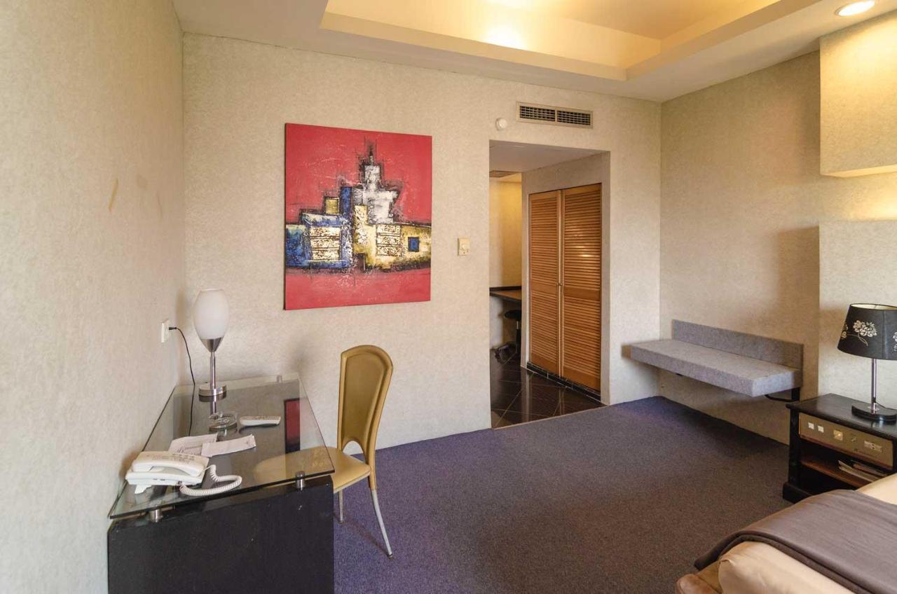 Hotel Peninsula Mangga Besar Jakarta Ngoại thất bức ảnh