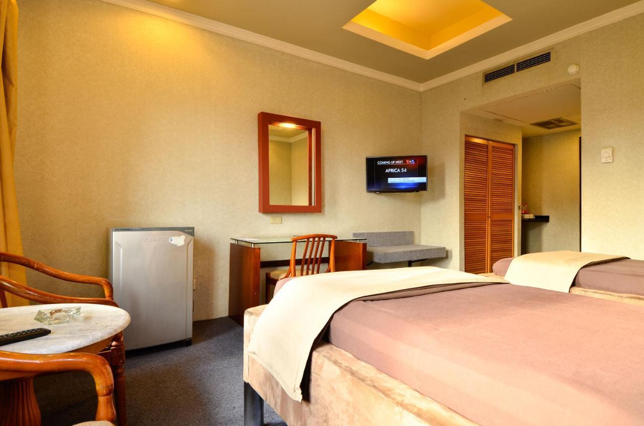 Hotel Peninsula Mangga Besar Jakarta Ngoại thất bức ảnh