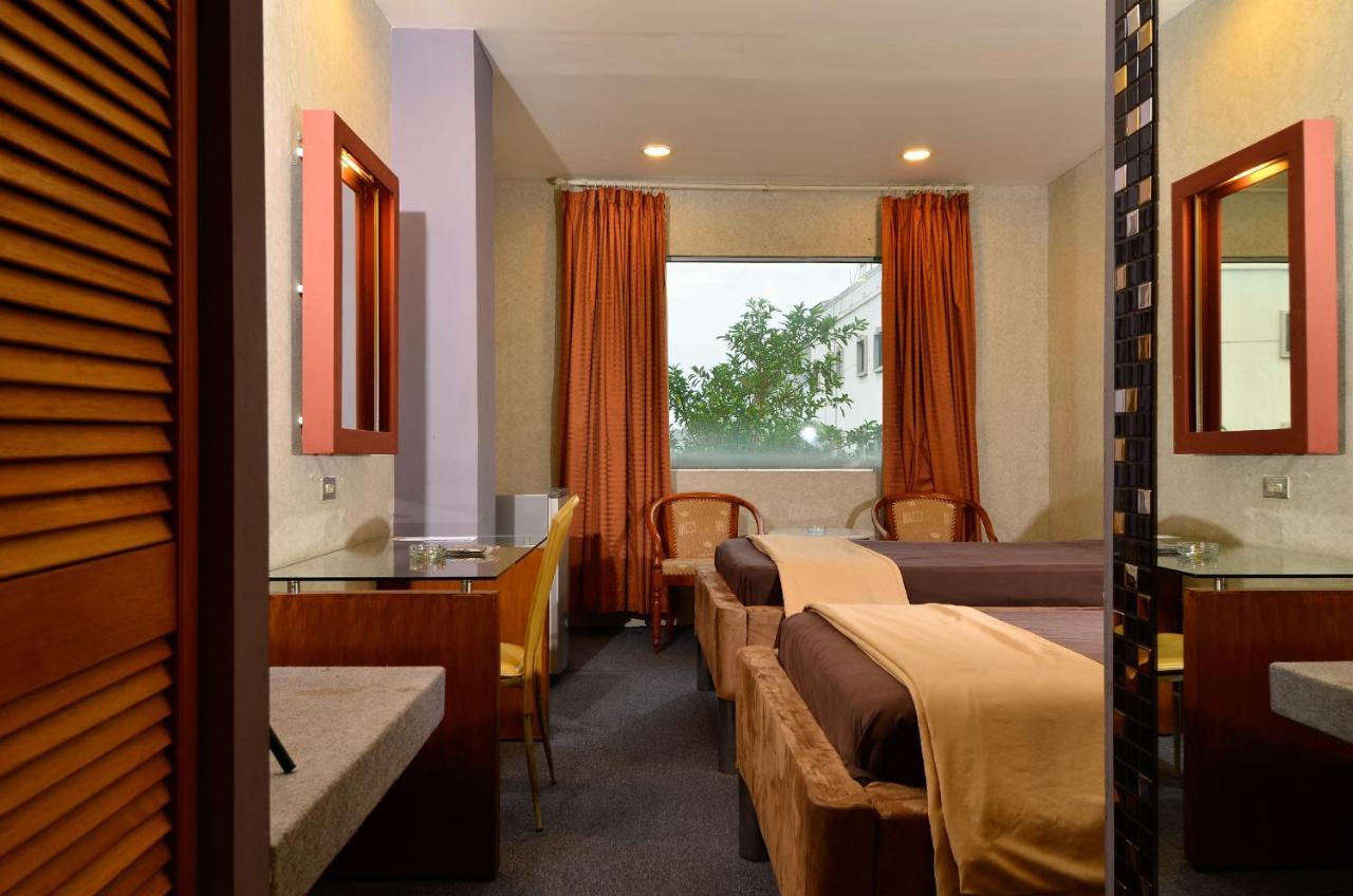 Hotel Peninsula Mangga Besar Jakarta Ngoại thất bức ảnh