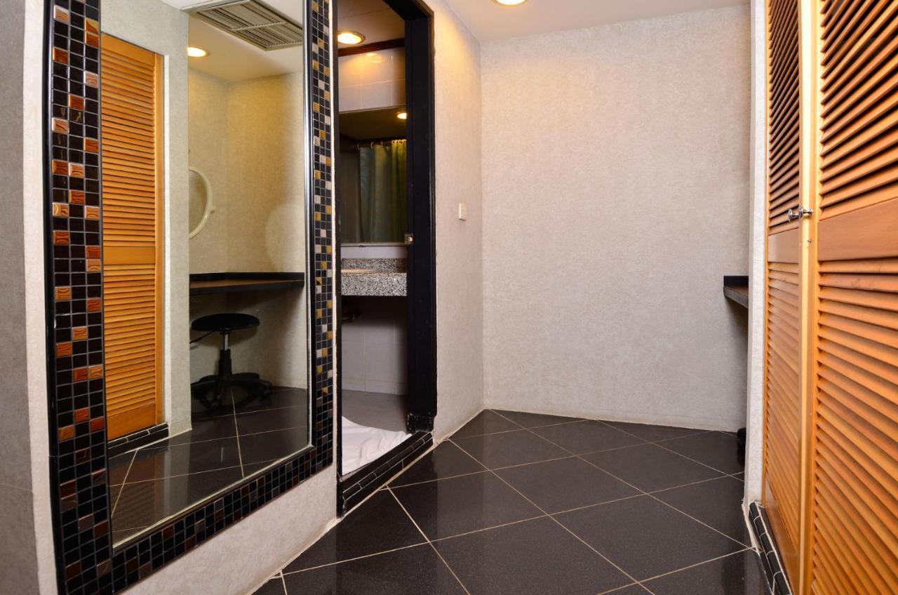 Hotel Peninsula Mangga Besar Jakarta Ngoại thất bức ảnh